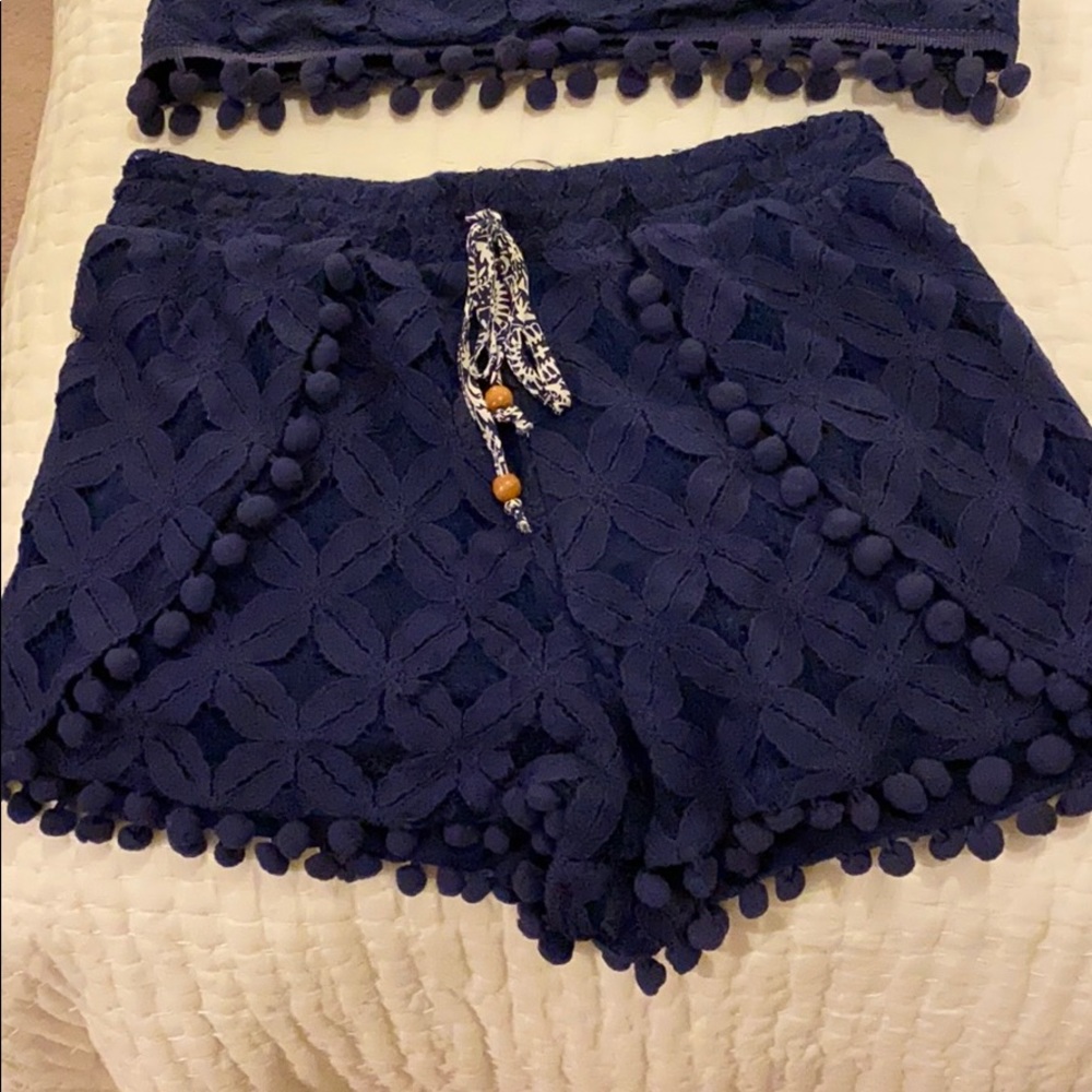 Matching two piece set! - Picture 2 of 3